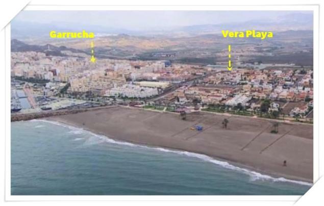 Апартаменты Duplex En Garrucha Con Parking Экстерьер фото